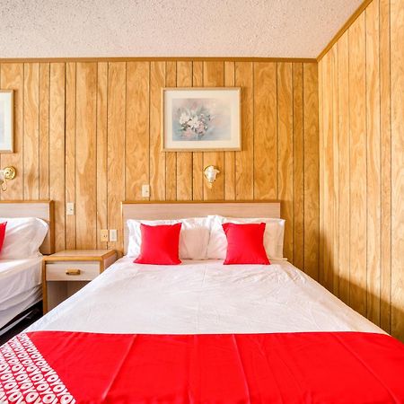 Oyo Hotel Breckenridge Tx Hubbard Creek Lake Bagian luar foto