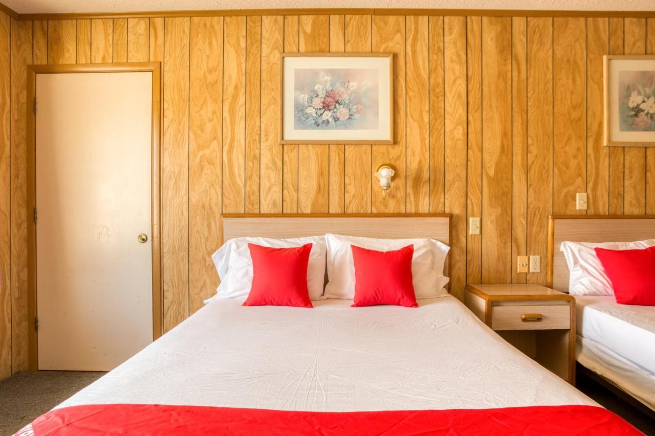 Oyo Hotel Breckenridge Tx Hubbard Creek Lake Bagian luar foto