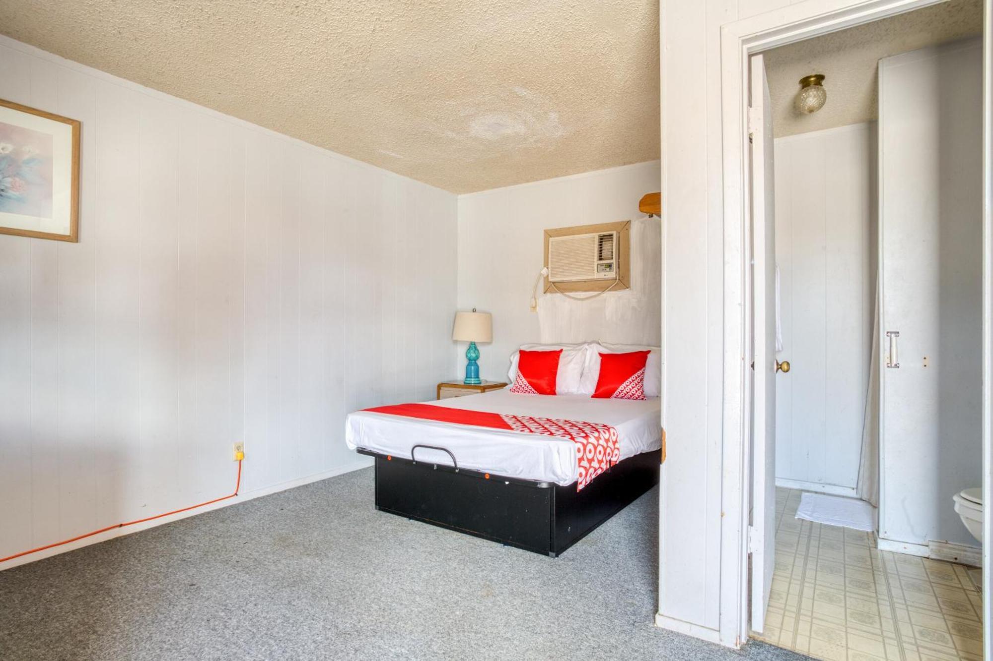 Oyo Hotel Breckenridge Tx Hubbard Creek Lake Bagian luar foto