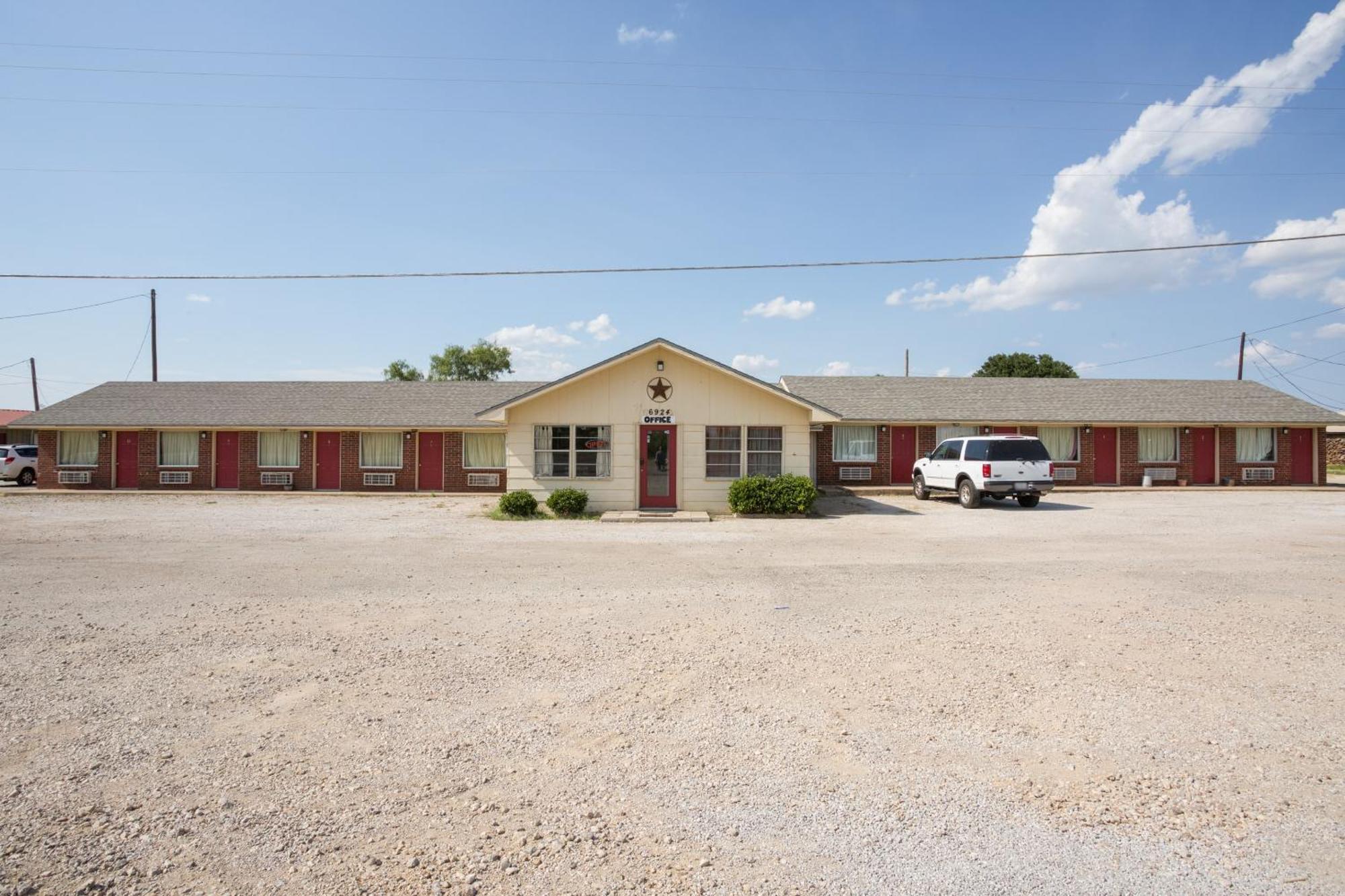 Oyo Hotel Breckenridge Tx Hubbard Creek Lake Bagian luar foto