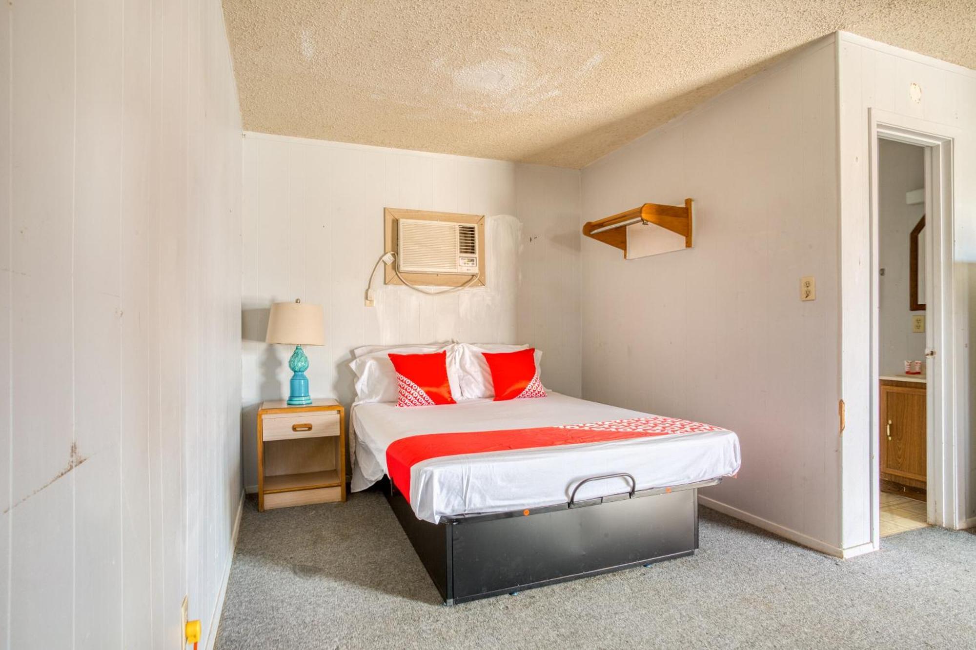 Oyo Hotel Breckenridge Tx Hubbard Creek Lake Bagian luar foto